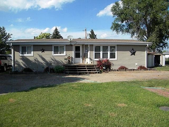 1st image of 2121 E D St