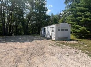 1535 Douglas Dr, Harrison, MI 48625