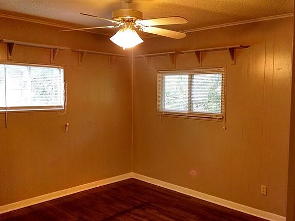 4th image of 2019 McCroskey Ave