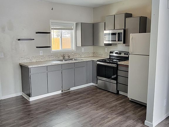 2nd image of 257 S Water Ave #1