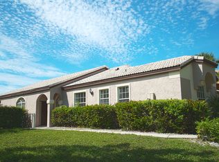 15720 NW 11th St, Pembroke Pines, FL 33028