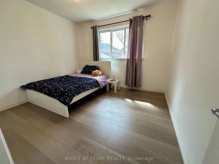 16 Rowanwood Ave — Photo 16