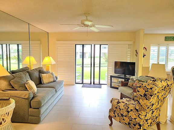 4th image of 4501 S Atlantic Ave APT 111