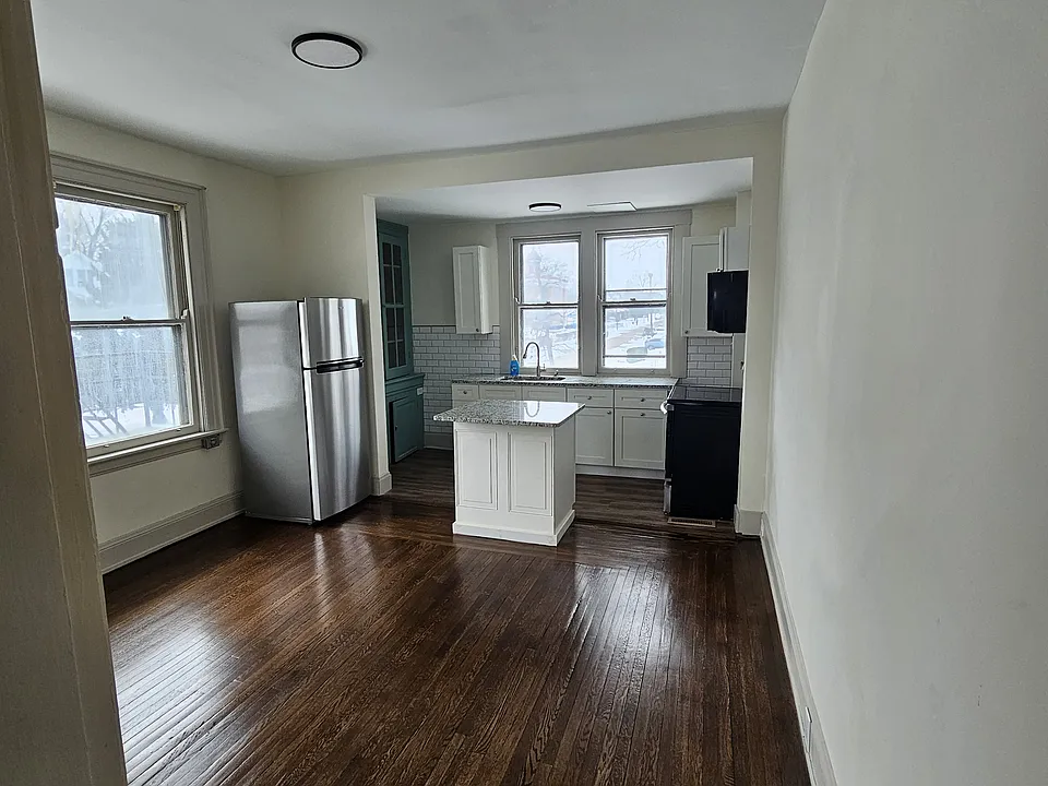 2346 Kenilworth Ave #2