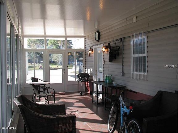 4th image of 1807 Platinum Dr #320
