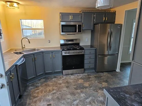 41 Shady Brook Dr, Augusta, ME