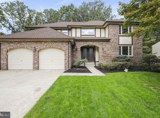 9 Acorn Hill Dr, Voorhees, NJ 08043