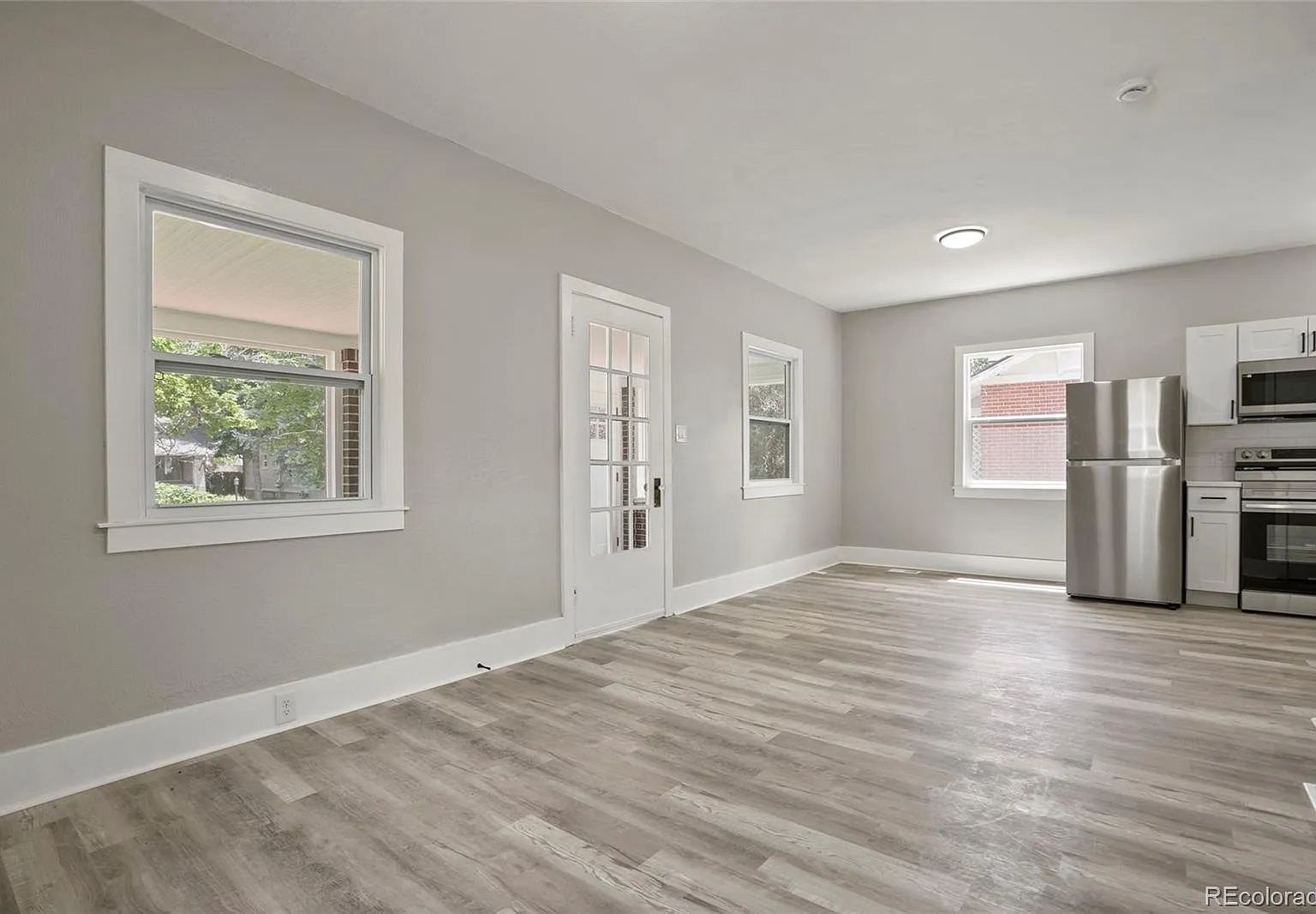 4 bed, 2.0 bath, 1524 sqft, $3,200 — Photo 4