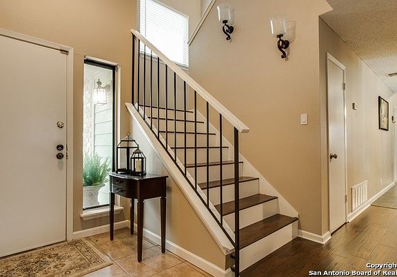 4th image of 2902 Abercorn Dr
