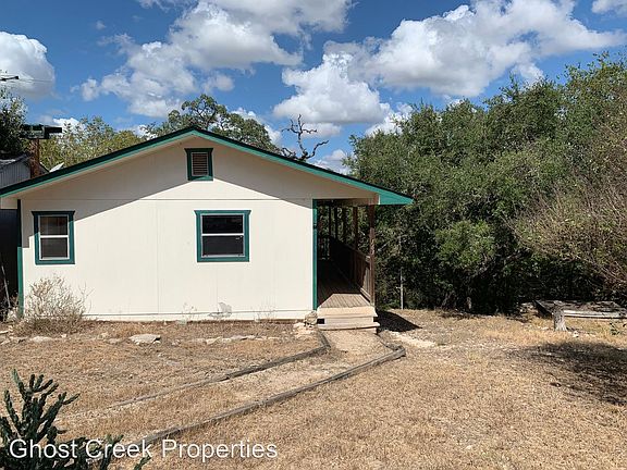 2nd image of 163 Oakridge Trl