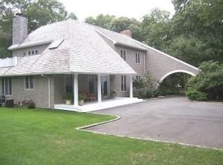 34 Deerwood Path, Sag Harbor, NY 11963