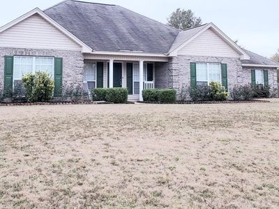 163 Natchez Trace Loop, Tallassee, AL, 36078