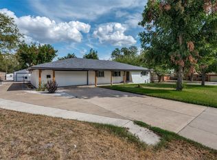 4216 Woodlake Dr, Lake Worth, TX 76135