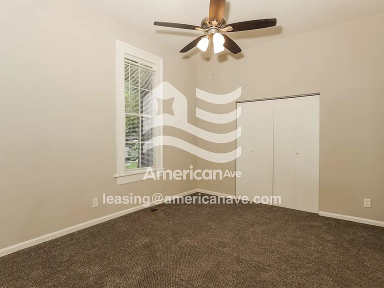 842725_012_wm_-_main_bedroom_12959873.jpg
