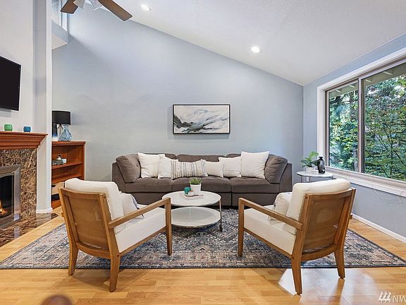 3rd image of 14603 NE 35th St #10