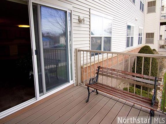 5th image of 12 6th St NE APT 102