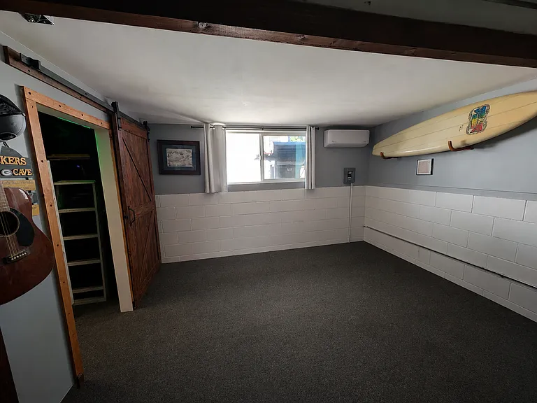 1522 Randall St — Photo 34