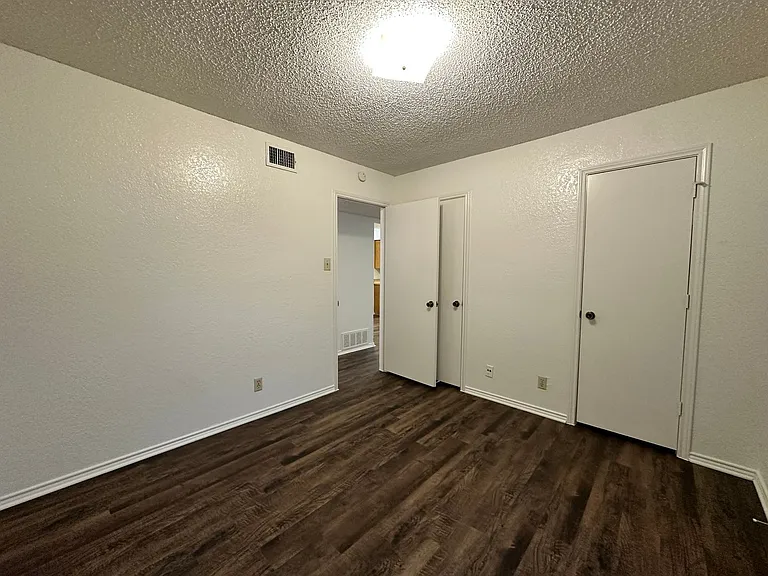 833 White Rock St — Photo 10