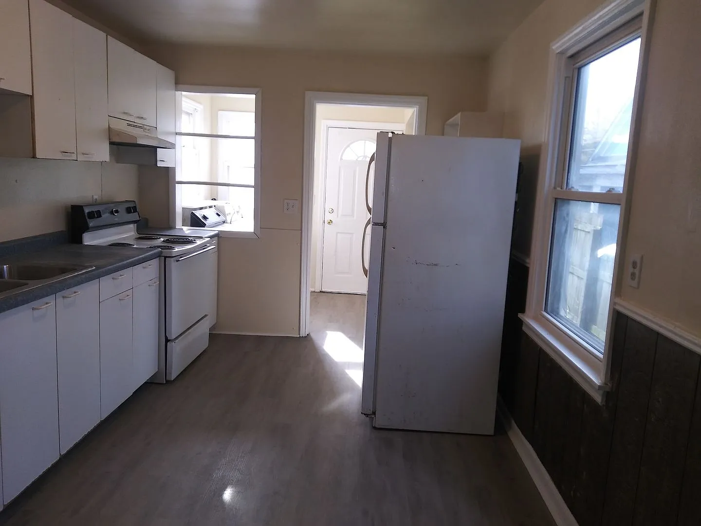 3509 W Douglas Ave photo 1