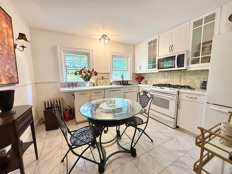 76 Elm St #2 — Photo 21