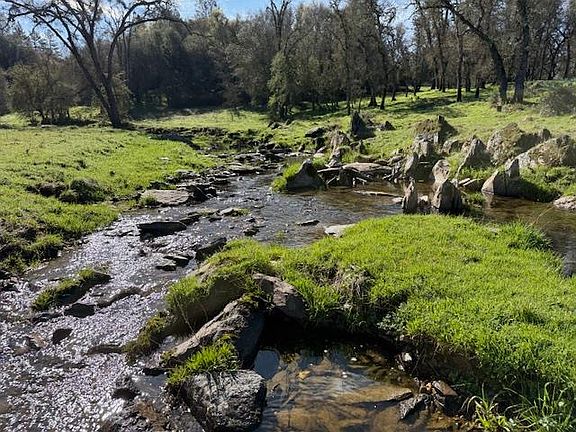 4th image of 3 Shinn Ranch Rd