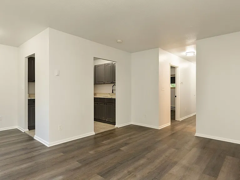 The Willis Apartments — Photo 47