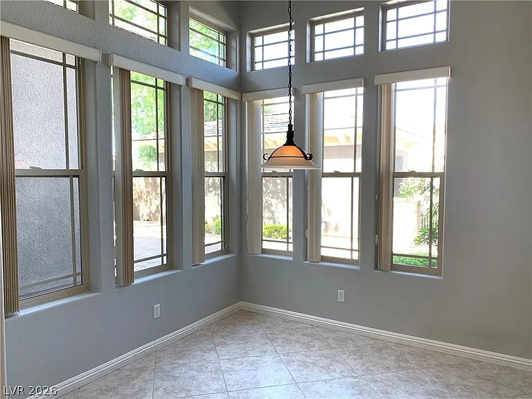 27 Plum Hollow Dr — Photo 17