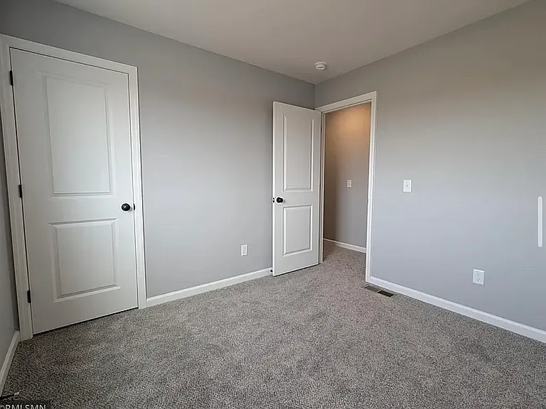 8861 Legacy Bay Dr NE — Photo 11