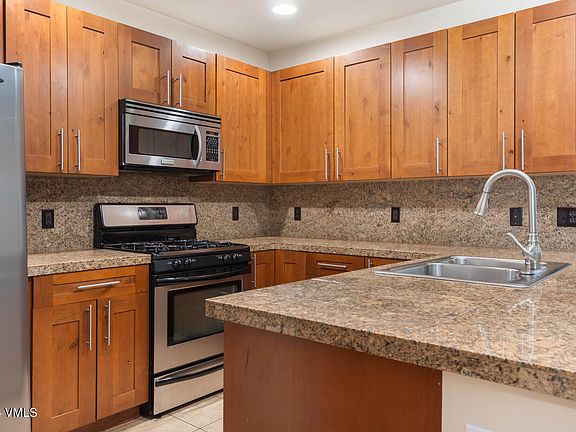 4th image of 44 Gambel St