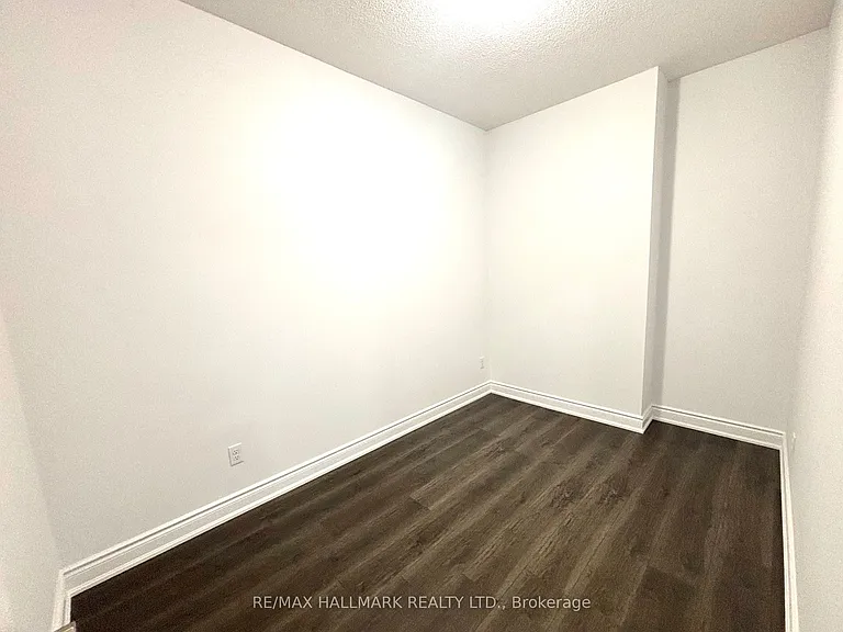 295 Cundles Rd E #107 — Photo 8
