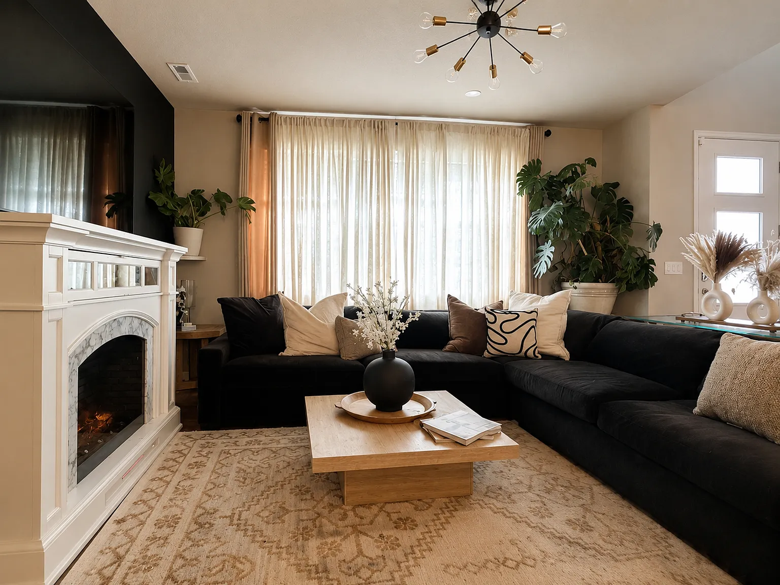 Renovated 3-Bedroom, 2.5 Bath, Townhome in Victory Ridge! — Photo 4