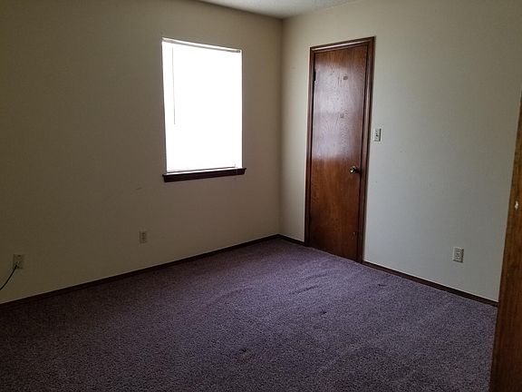 4th image of 7943 NW Crossland Cir