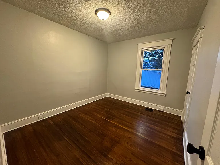 330 East Rd #1 — Photo 11