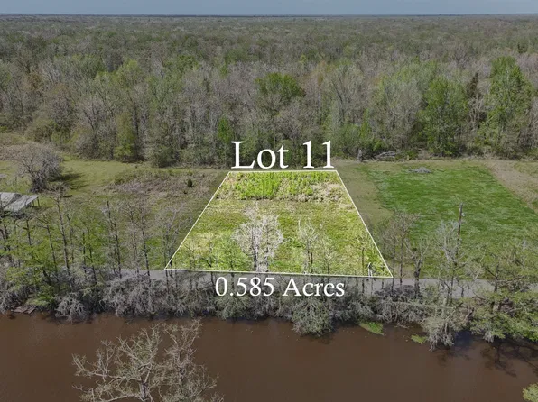 664 Bayou Dr, Pierre Part, LA 70339