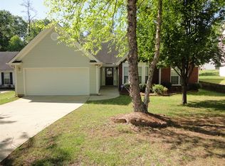3698 Jackson Bluff Dr, Lawrenceville, GA 30044