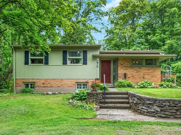 2859 Lower Mountain Rd, Ransomville, NY 14131