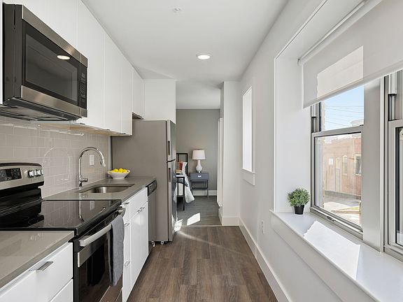 3rd image of 3835 Main St Unit 607