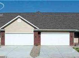 5506 Hidden Valley Ct, Linden, MI