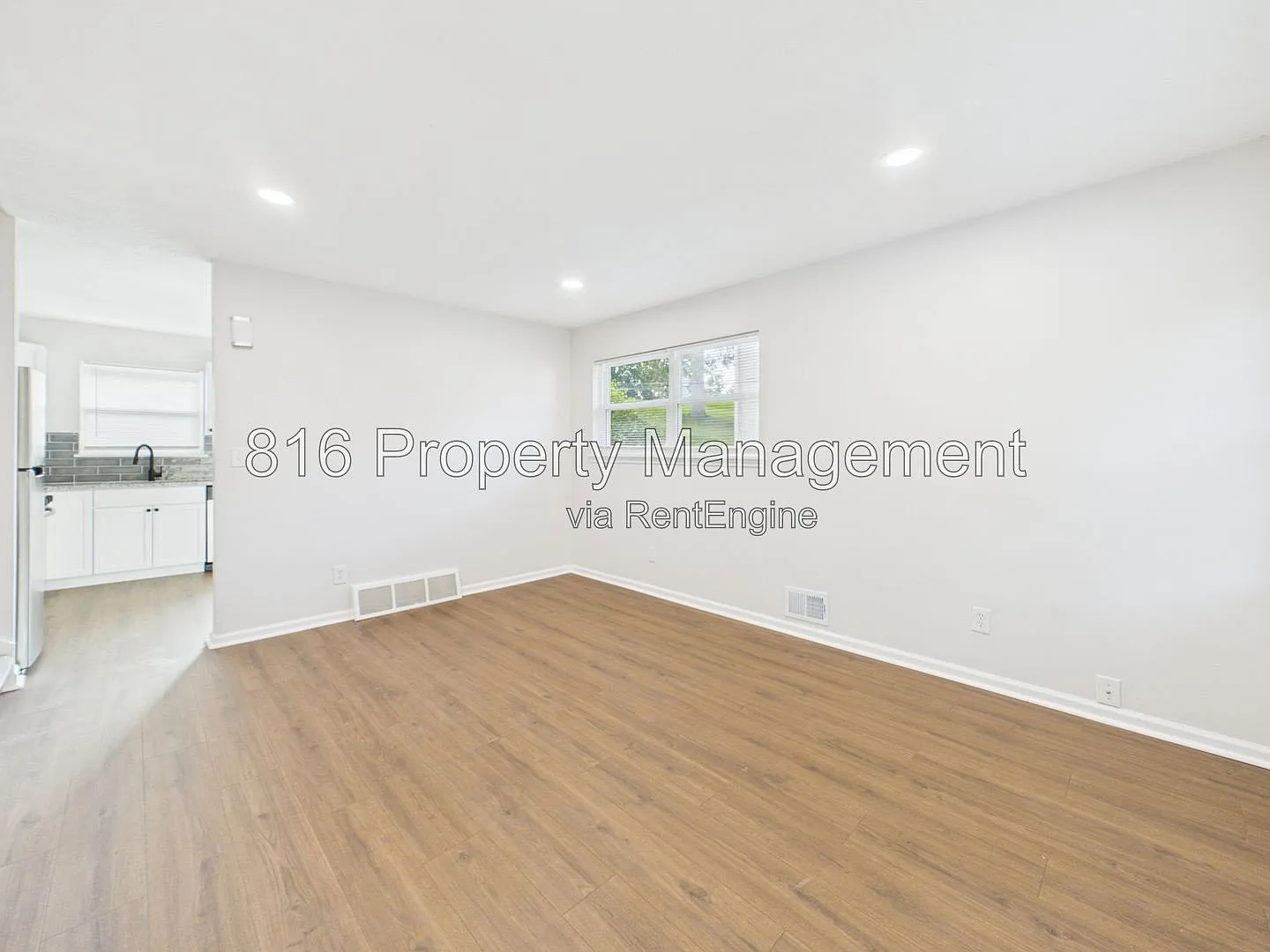 3 bed, 2.0 bath, 1150 sqft, $1,625 — Photo 3