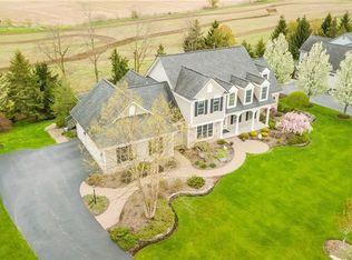 4 Grandhill Way, Pittsford, NY 14534