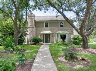 1403 Lakecliff Dr, Houston, TX 77077
