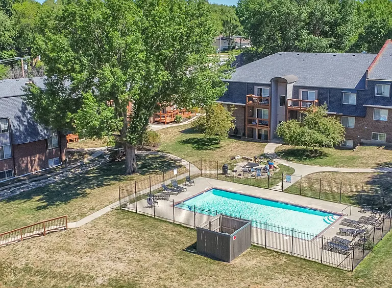 The Oaks — Photo 24
