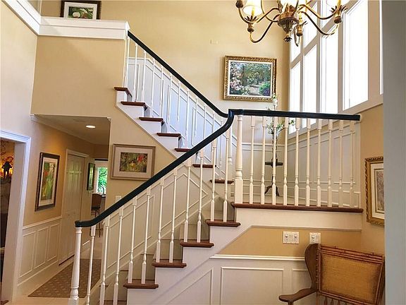 2nd image of 5904 SE Glen Eagle Way
