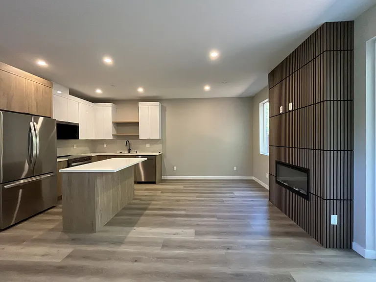 15607 SE Meadowlark Ln — Photo 19