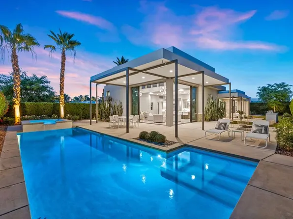 33 Topaz Ct, Rancho Mirage, CA 92270