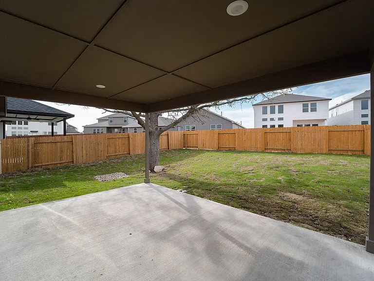 136 Caterpillar Ln — Photo 19