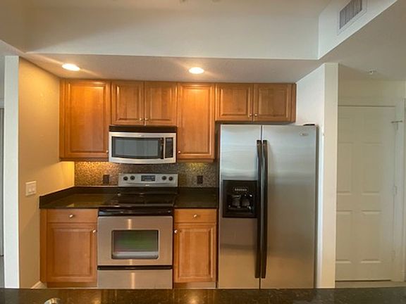 2nd image of 800 N Tamiami Trl Unit 512