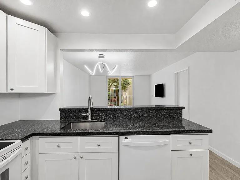 2929 S Ocean Blvd #2120 — Photo 10