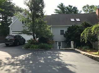 35 Carter Ln, Mashpee, MA 02649