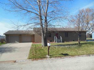 103 N 2nd St, Colona, IL